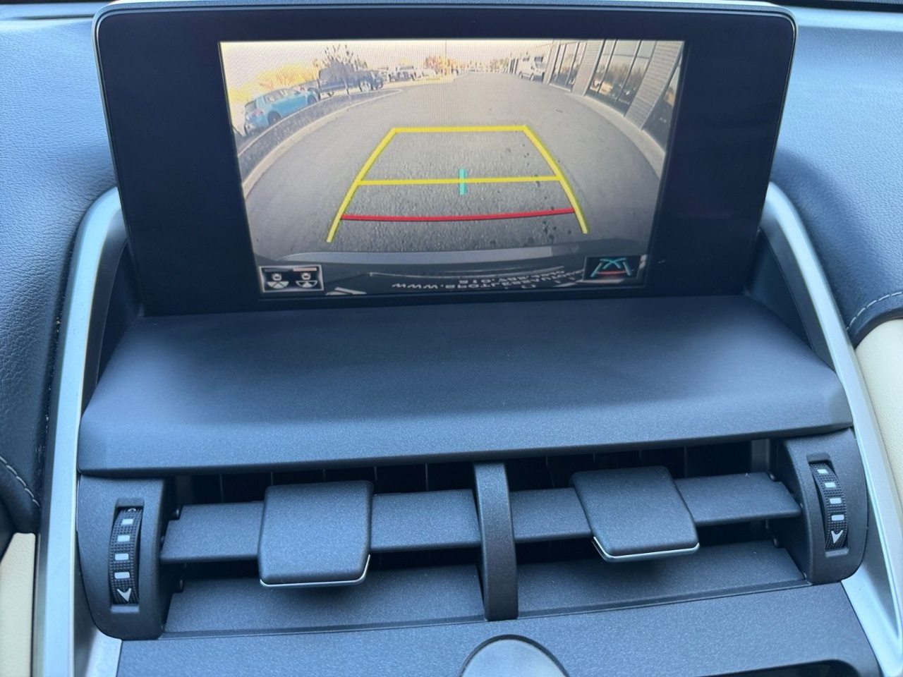 Lexus NX 300 Base 2020