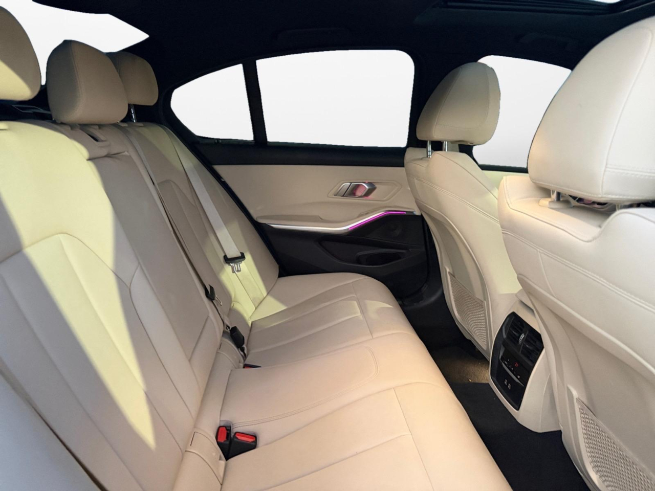 BMW 3-Series 330i 2021