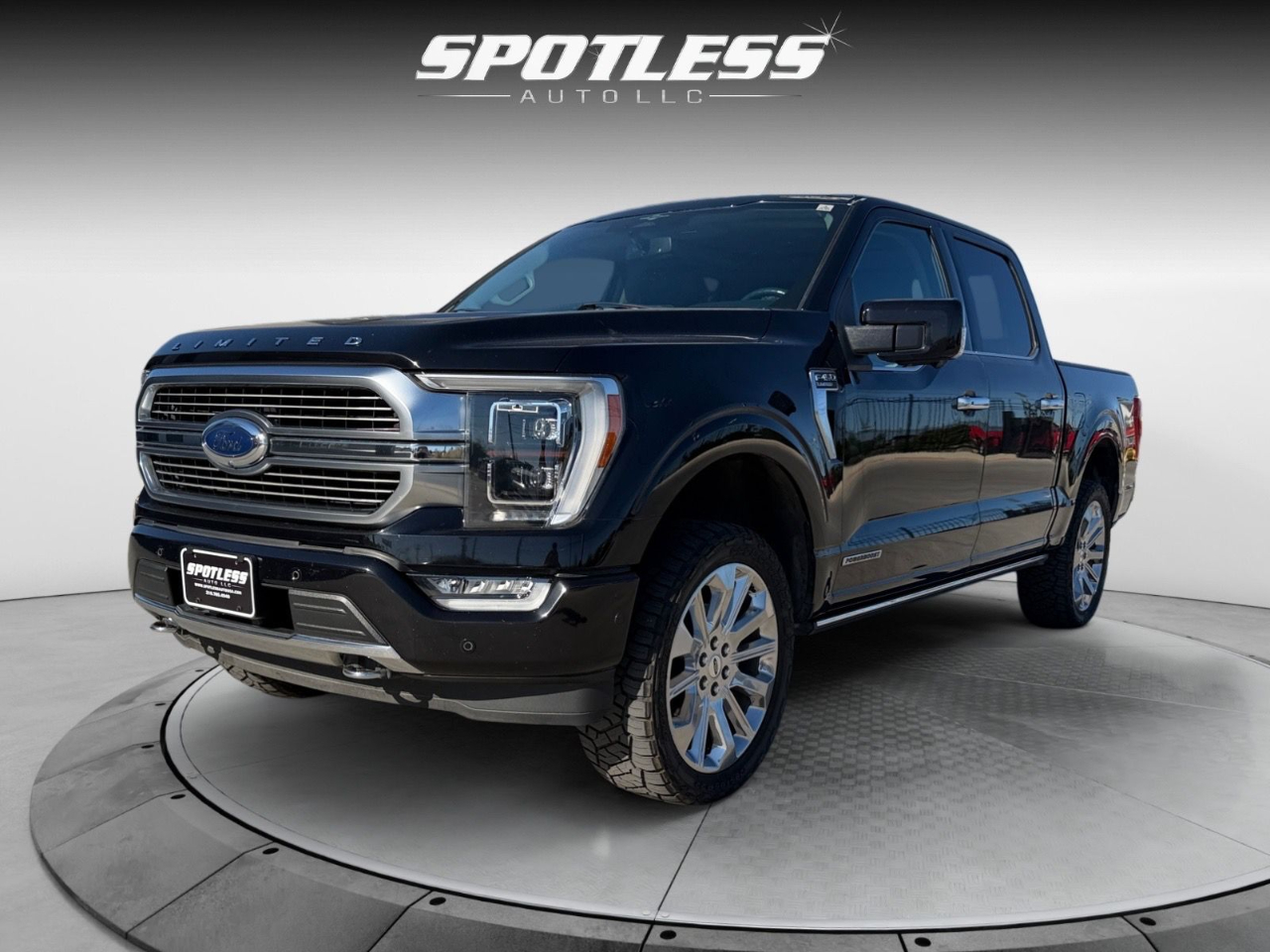 Ford F-150 Lariat SuperCrew 5.5-ft. Bed 4WD 2023