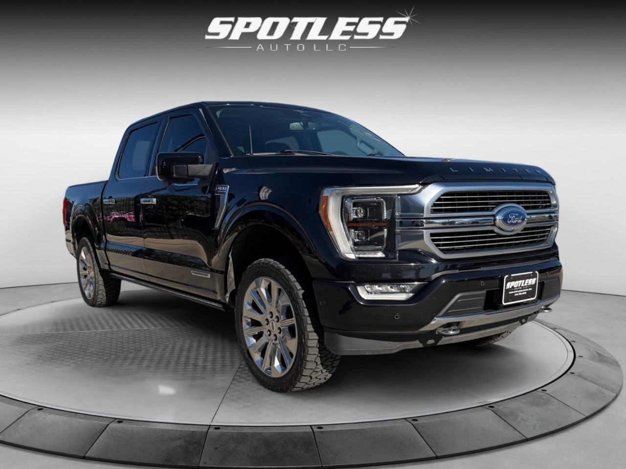 Ford F-150 Lariat SuperCrew 5.5-ft. Bed 4WD 2023