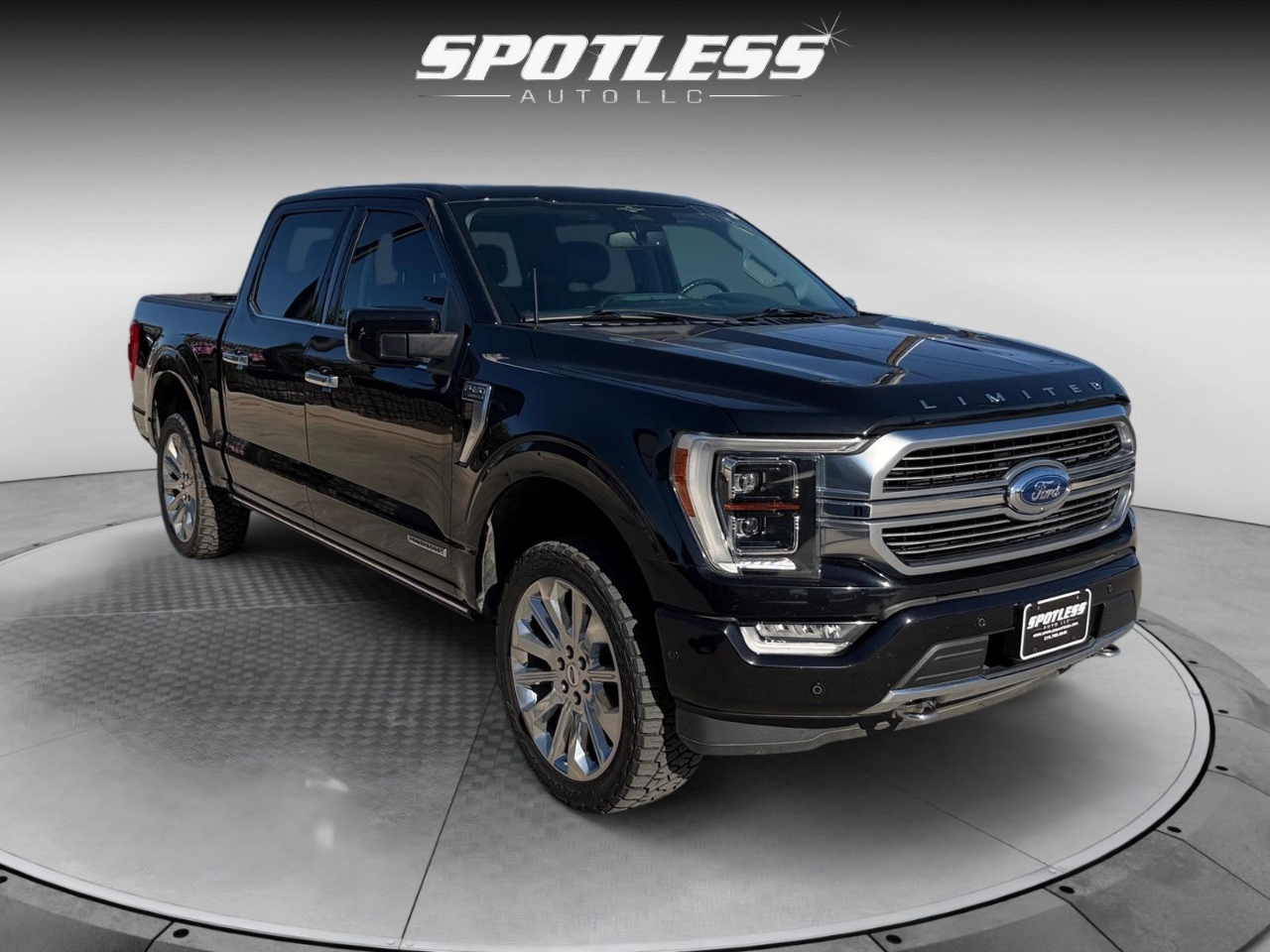 Ford F-150 Lariat SuperCrew 5.5-ft. Bed 4WD 2023
