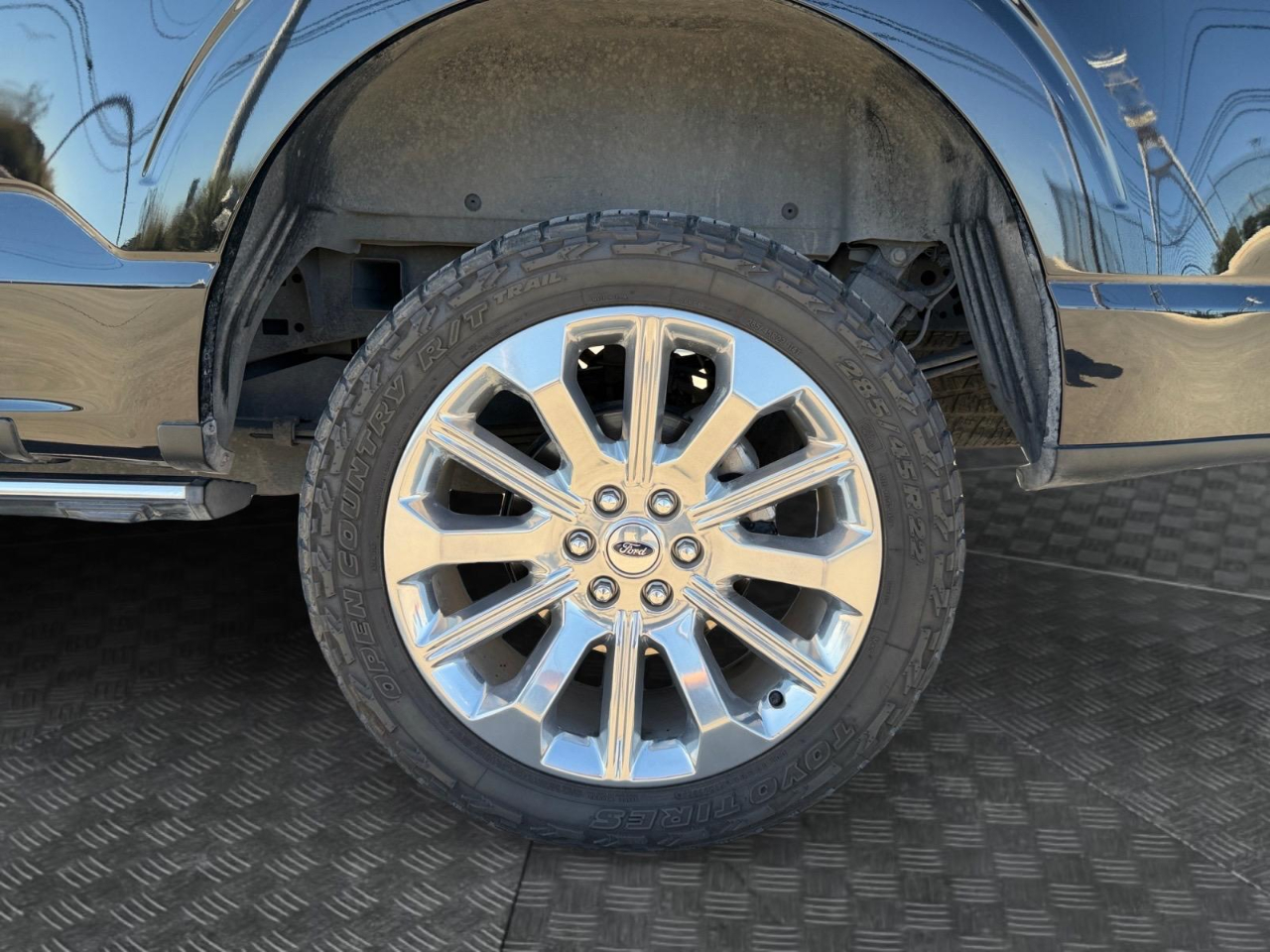 Ford F-150 Lariat SuperCrew 5.5-ft. Bed 4WD 2023