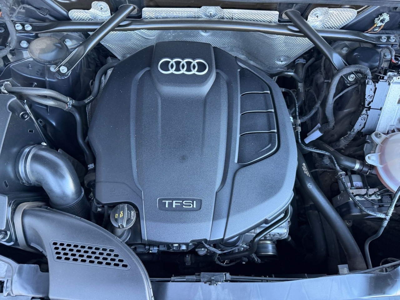 Audi Q5 2.0T Premium Plus quattro 2018