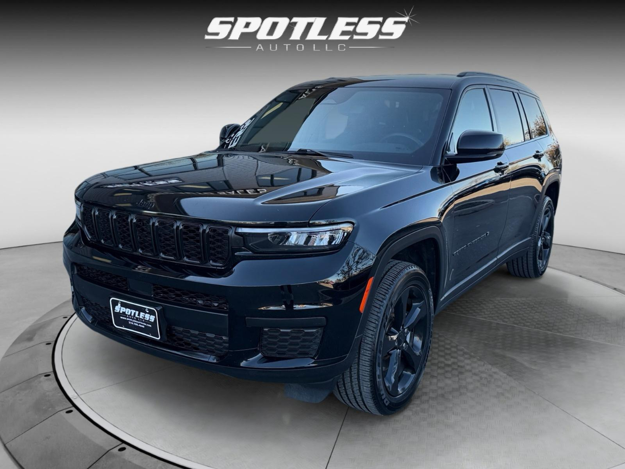 Jeep Grand Cherokee L Laredo 4WD 2023