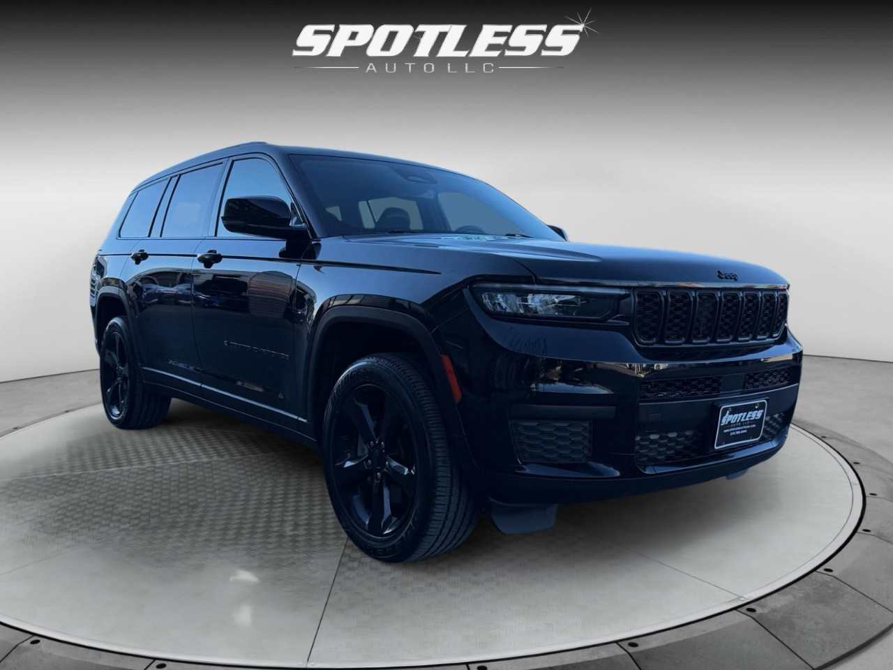 Jeep Grand Cherokee L Laredo 4WD 2023