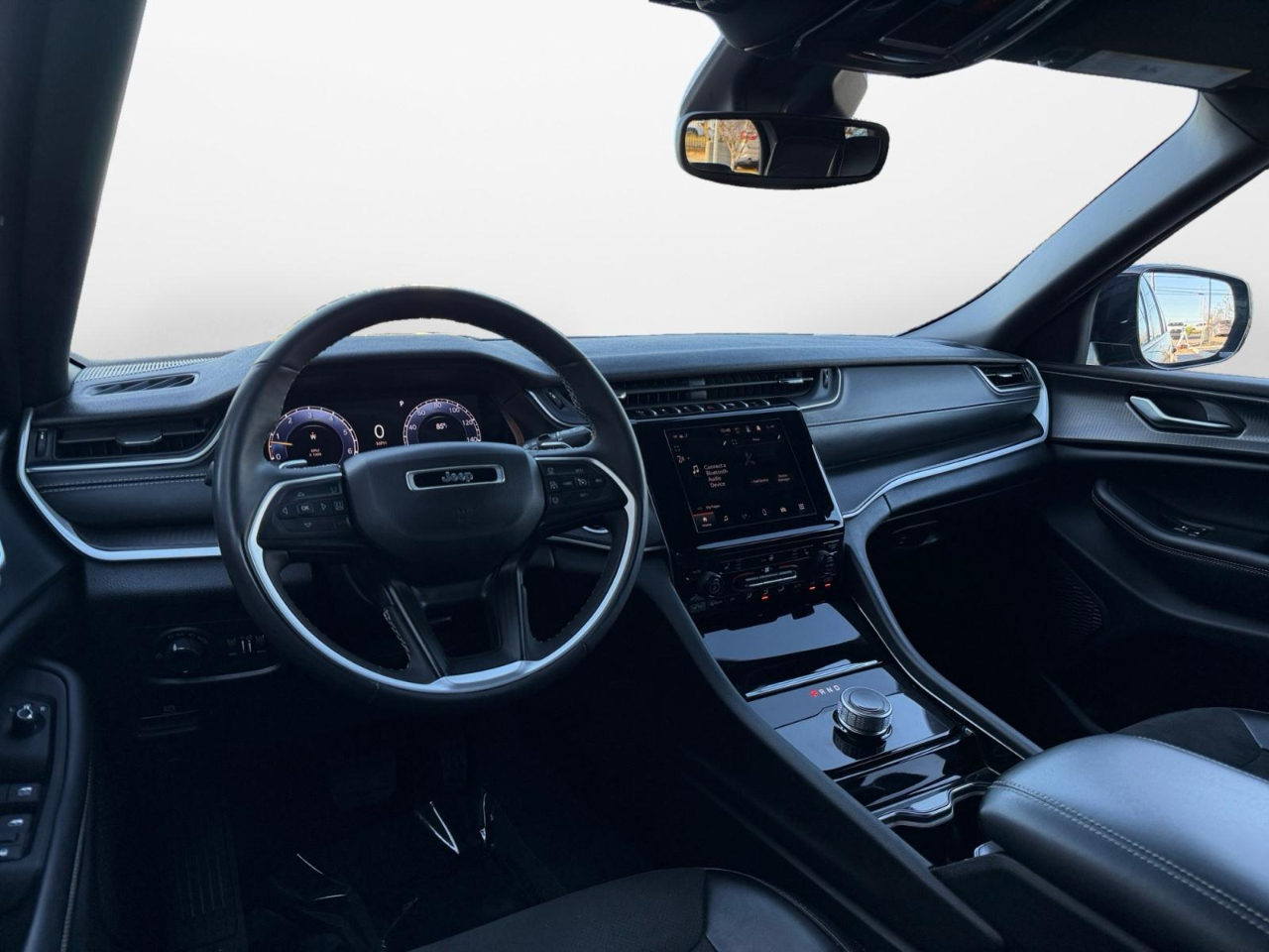 Jeep Grand Cherokee L Laredo 4WD 2023