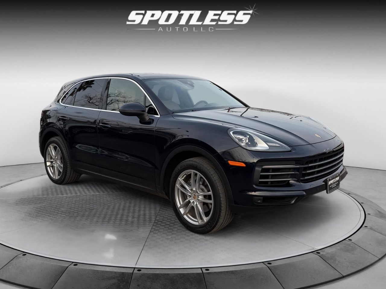 Porsche Cayenne Base 2020