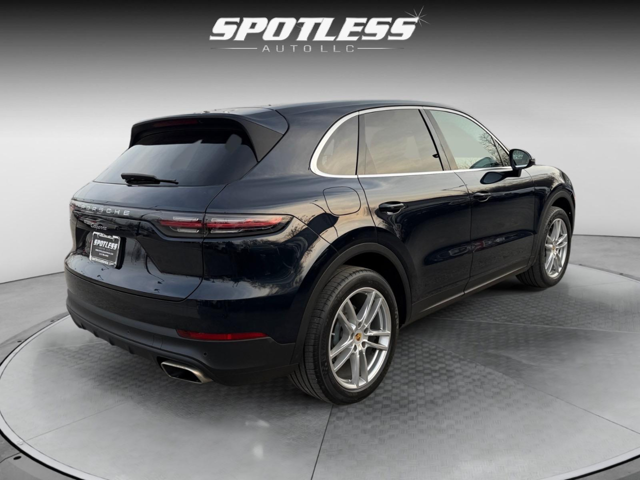 Porsche Cayenne Base 2020