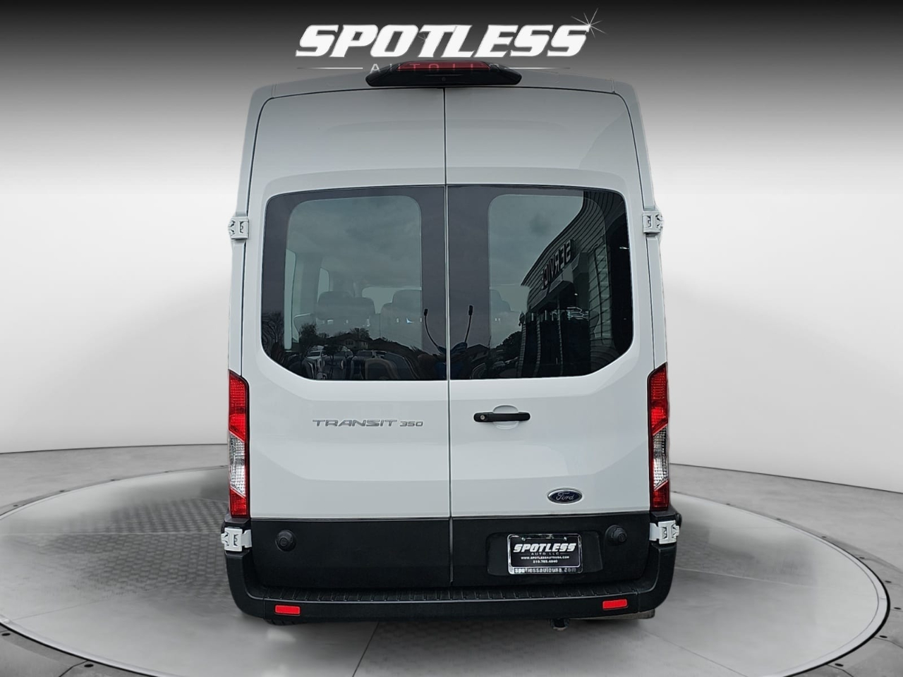 Ford Transit 350 Wagon High Roof XL w/Sliding Pass. 148-in. WB 2020