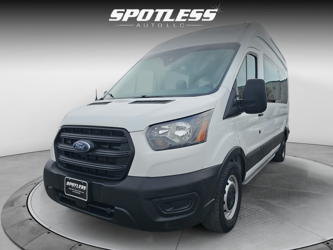 Ford Transit 350 Wagon High Roof XL w/Sliding Pass. 148-in. WB 2020