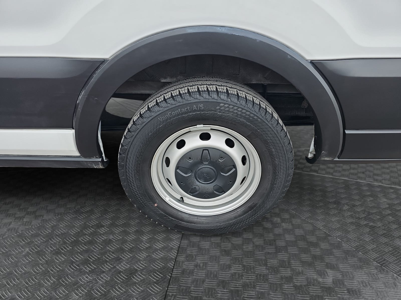 Ford Transit 350 Wagon High Roof XL w/Sliding Pass. 148-in. WB 2020