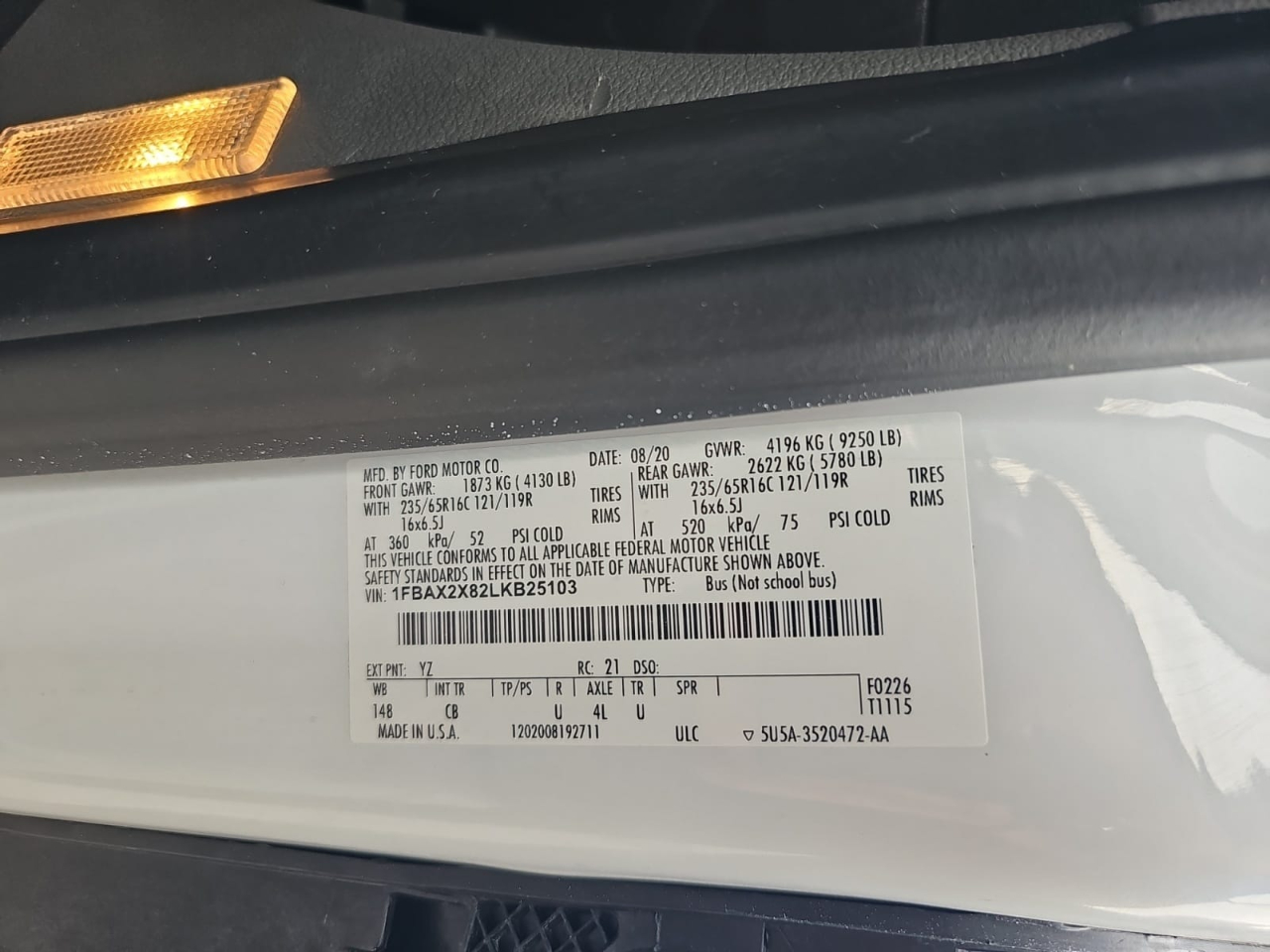 Ford Transit 350 Wagon High Roof XL w/Sliding Pass. 148-in. WB 2020