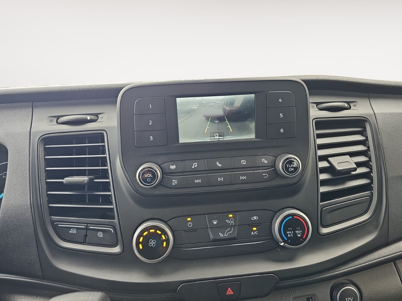 Ford Transit 350 Wagon High Roof XL w/Sliding Pass. 148-in. WB 2020