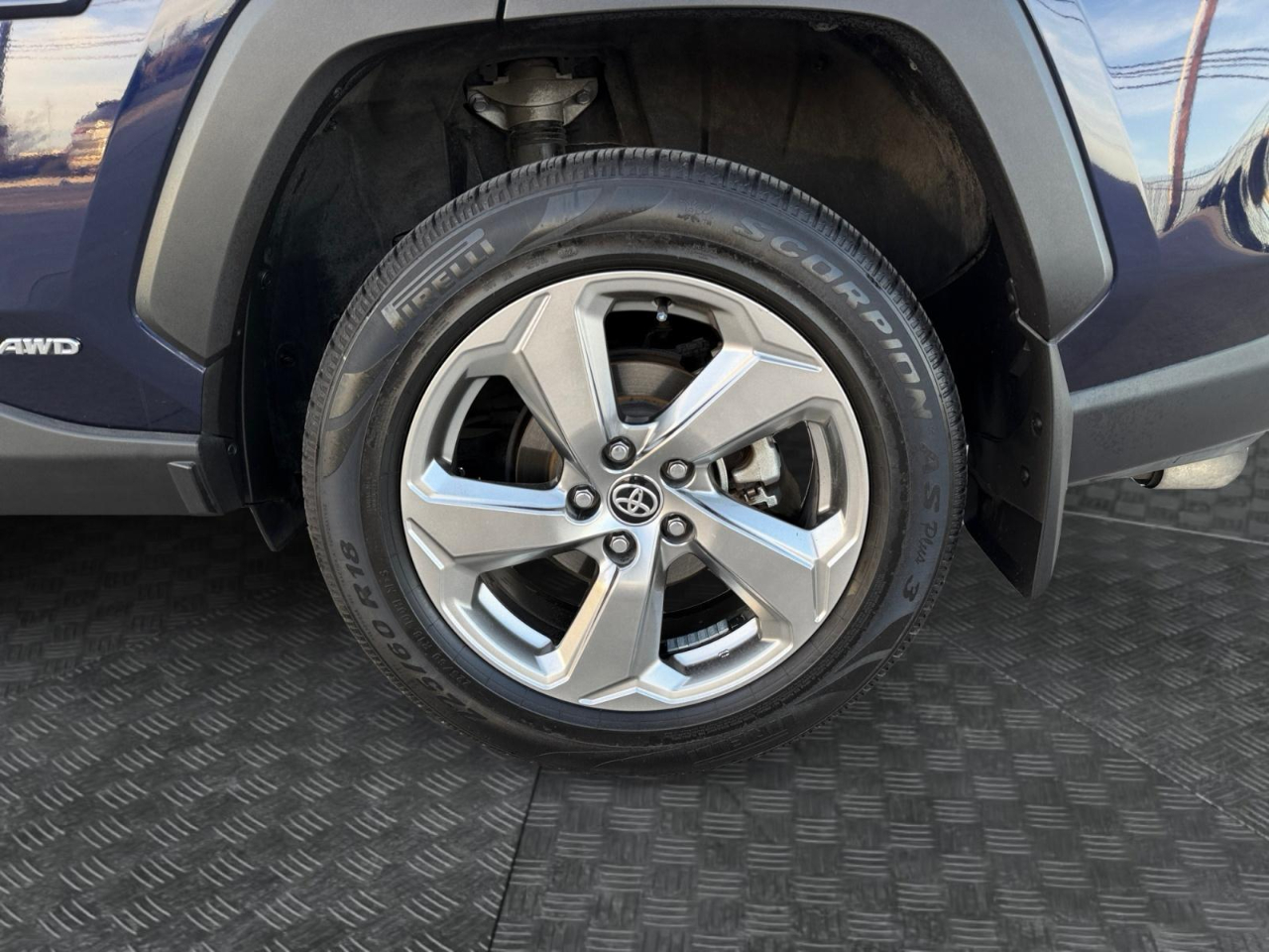 Toyota RAV4 Hybrid Limited 2020