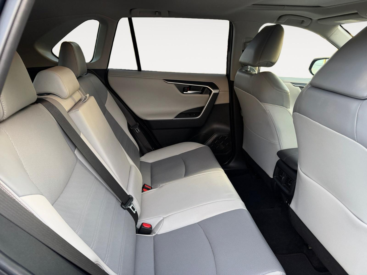 Toyota RAV4 Hybrid Limited 2020