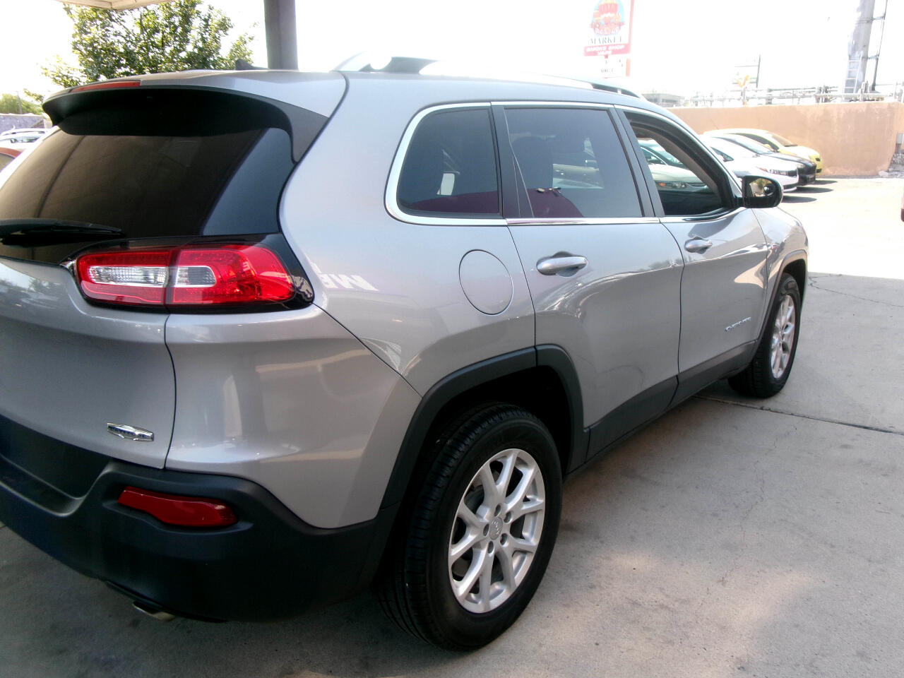 2014 Jeep Cherokee Latitude photo 4