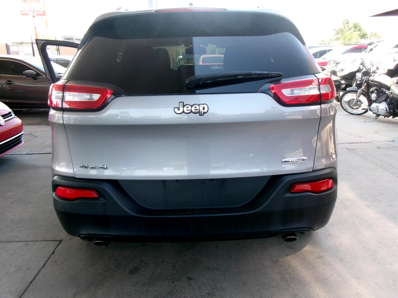 2014 Jeep Cherokee Latitude photo 5