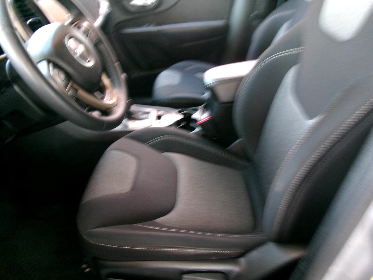 2014 Jeep Cherokee Latitude photo 7