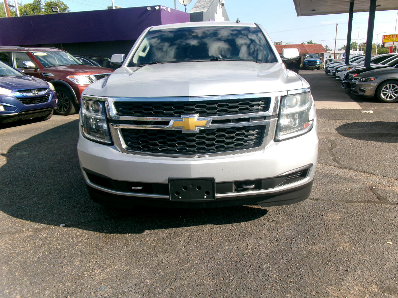 2015 Chevrolet Suburban LT photo 2