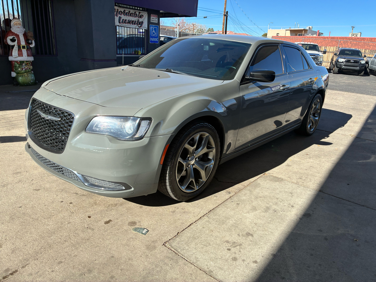 2018 Chrysler 300 Touring
