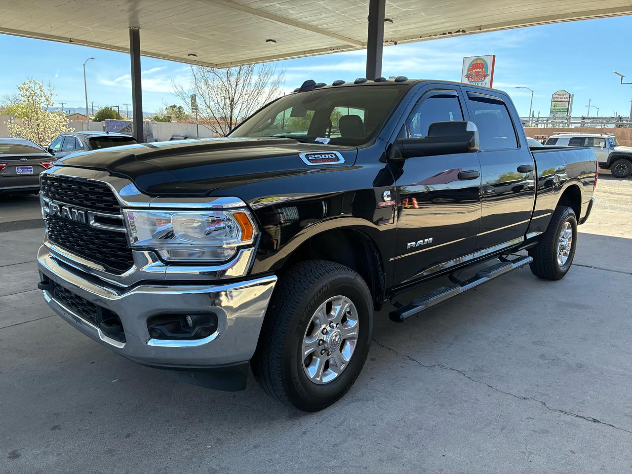 2022 RAM 2500 Big Horn Crew Cab 4x4 6'4" Box