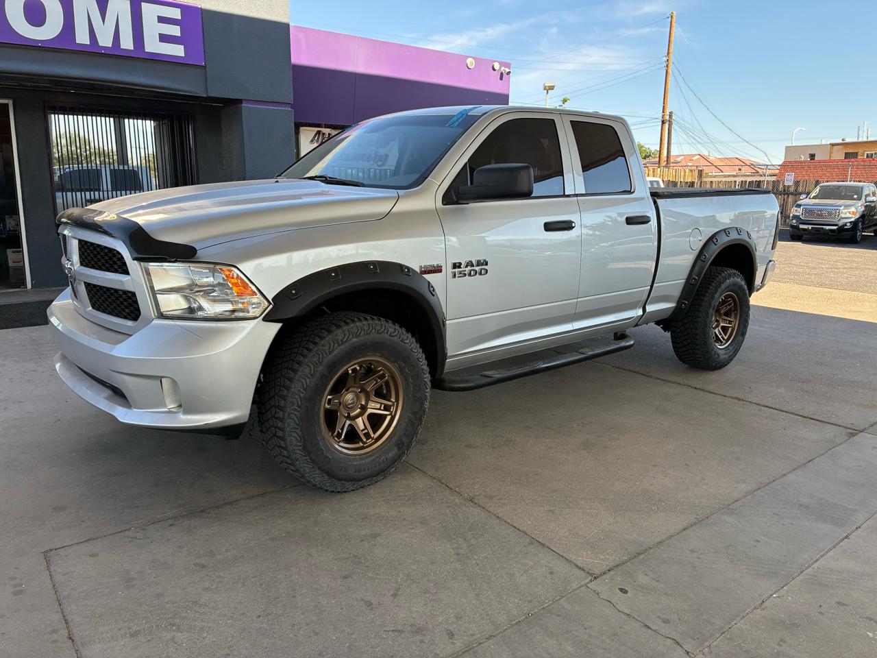 2018 RAM 1500 Express Quad Cab 4x4 6'4" Box