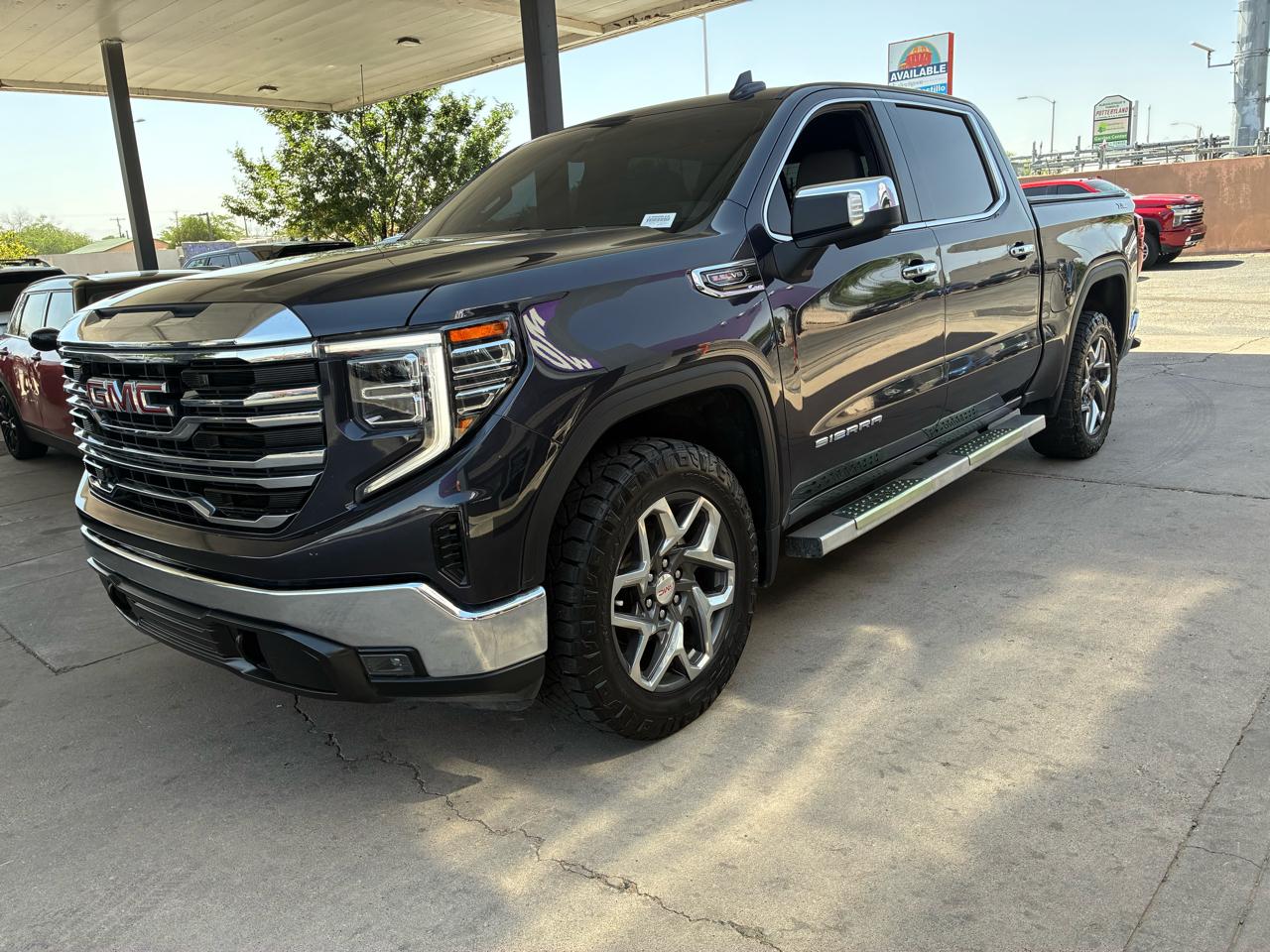 2023 GMC Sierra 1500 4WD Crew Cab Short Box SLT