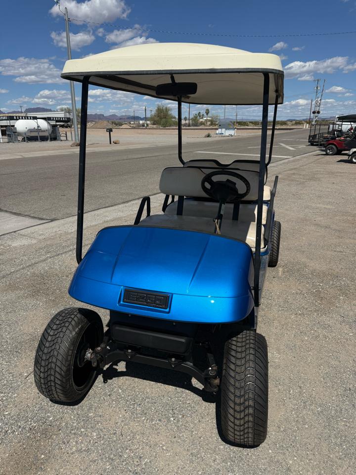 EZGO 6-Passenger  2000