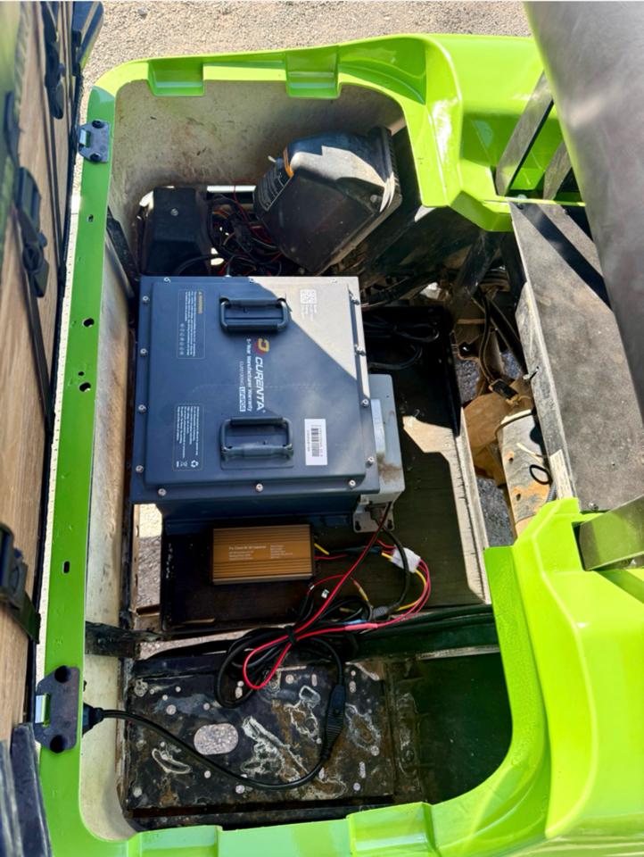 EZGO Electric  2010