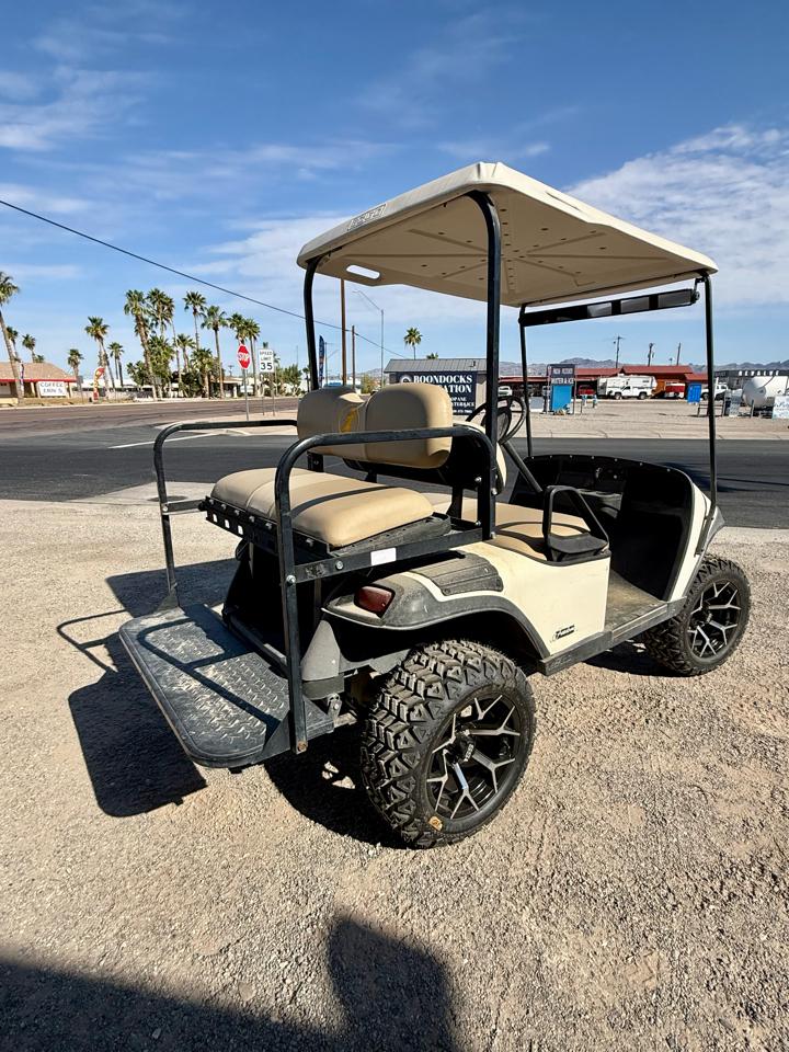 EZGO Electric  2005