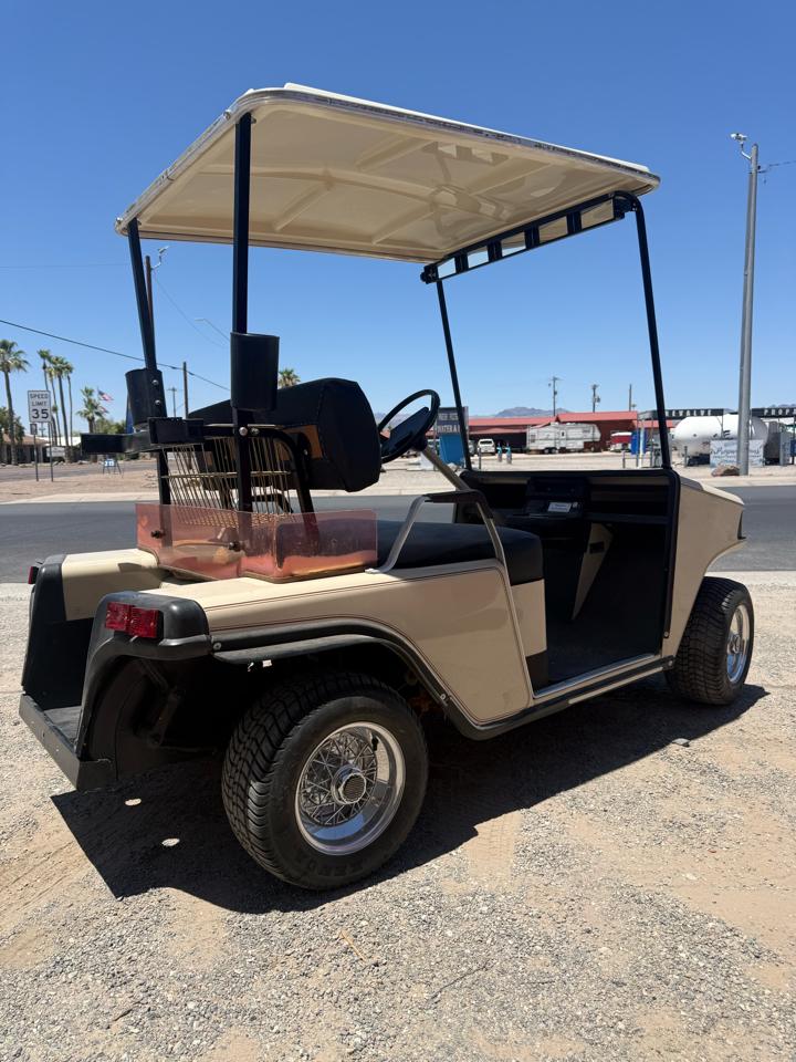 EZGO Electric  1988
