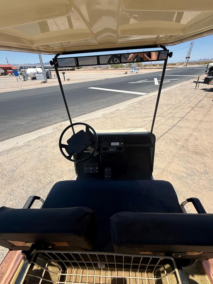 EZGO Electric  1988