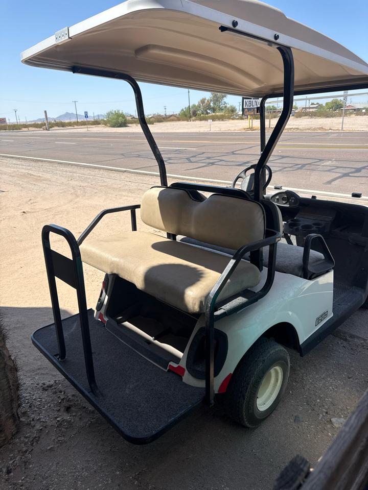 EZGO Electric  2016