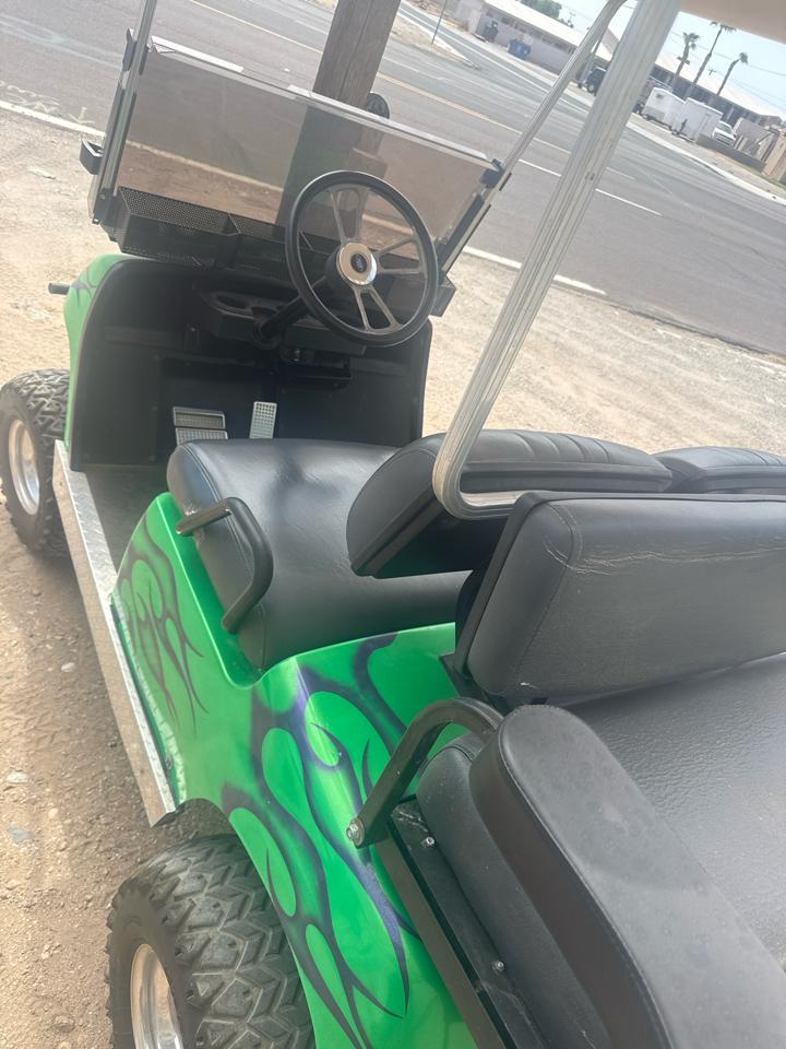 Golf Cart Custom  1989