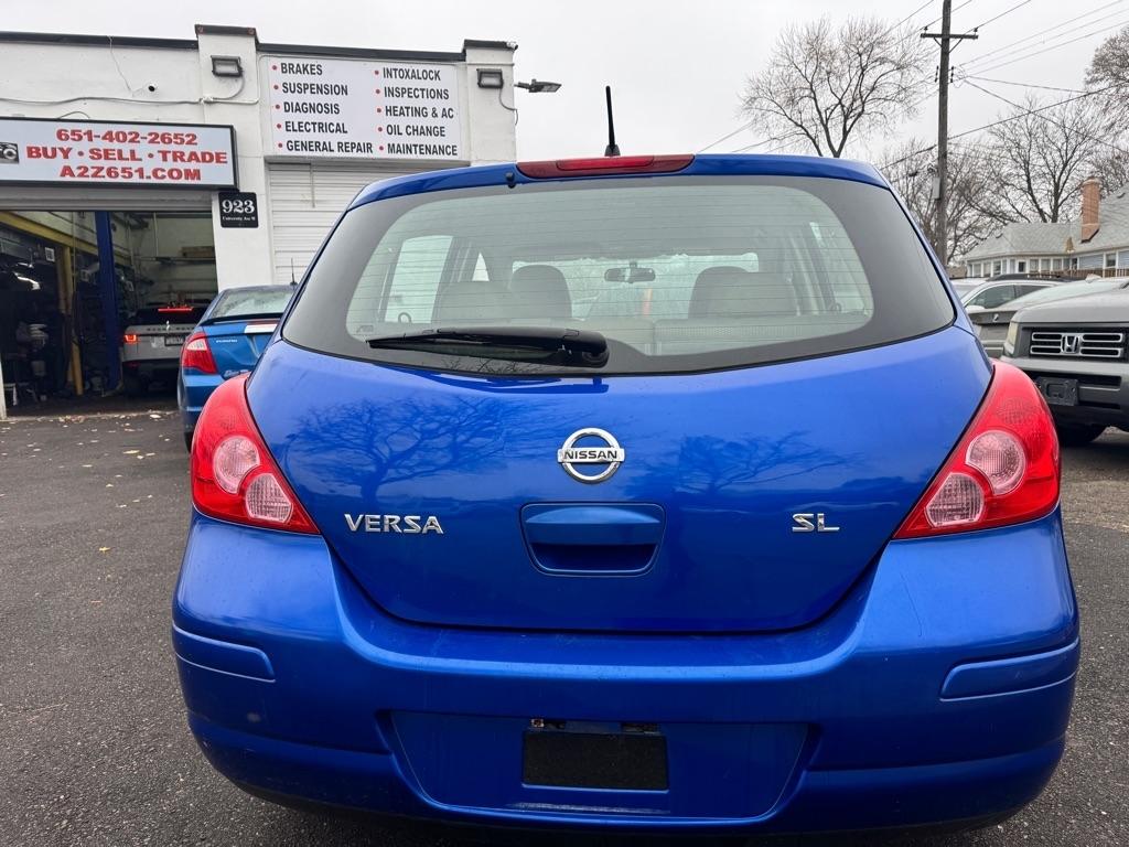 Nissan Versa  2009