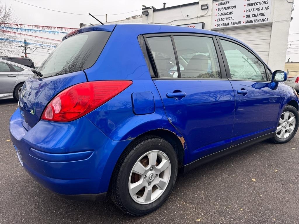 Nissan Versa  2009