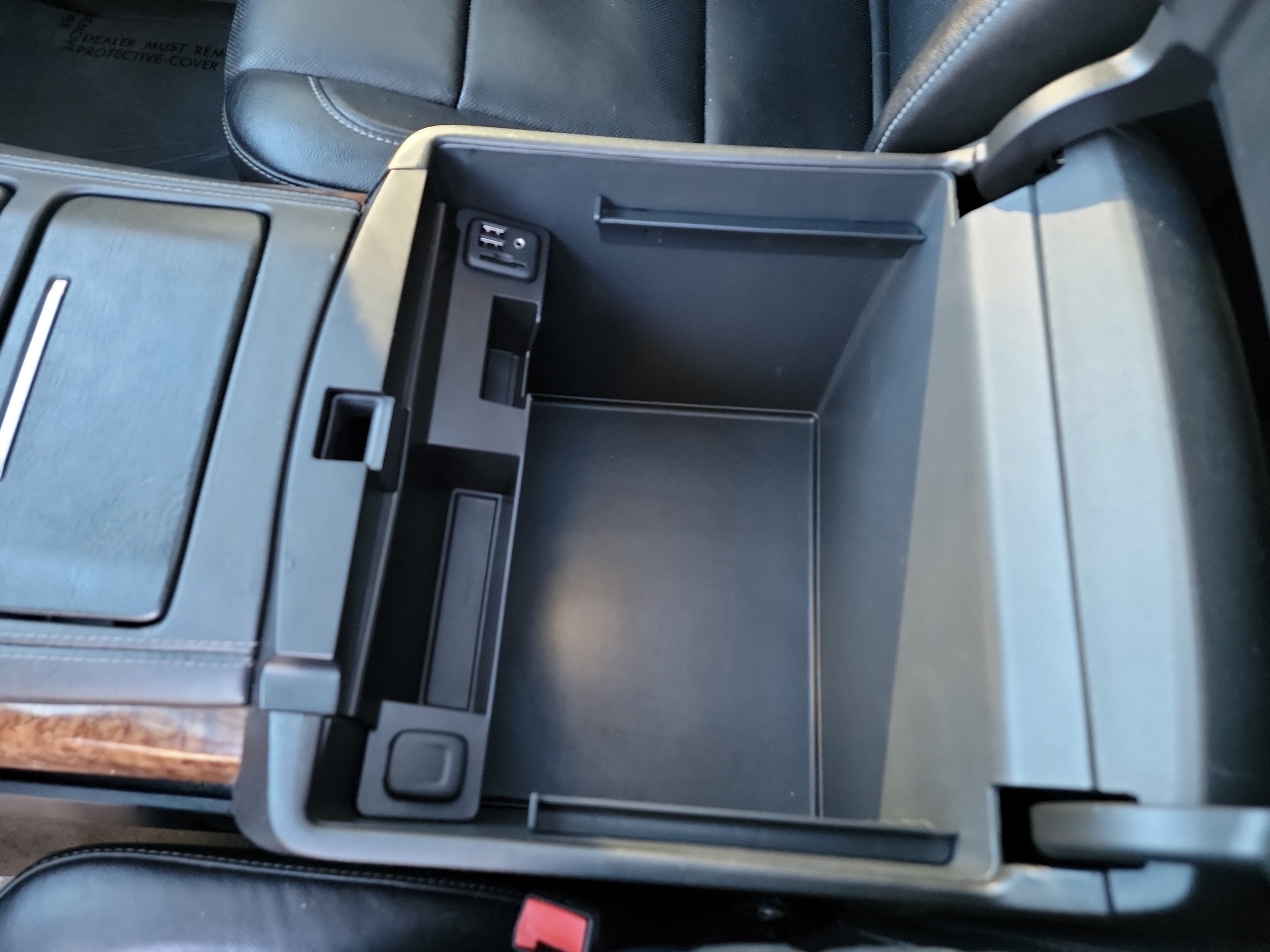 Chevrolet Suburban 4WD 4dr LTZ 2015