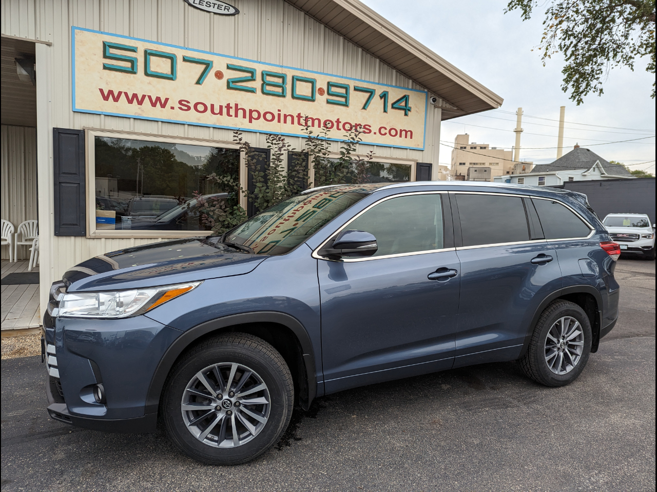 Used 2018 Toyota Highlander XLE V6 AWD (Natl) for Sale in Rochester MN 55906 Southpoint Motors