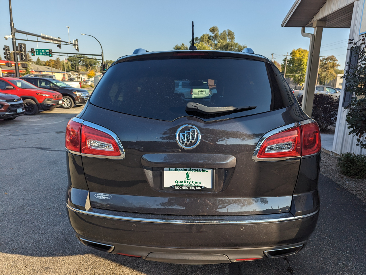 2017 Buick Enclave Leather photo 2