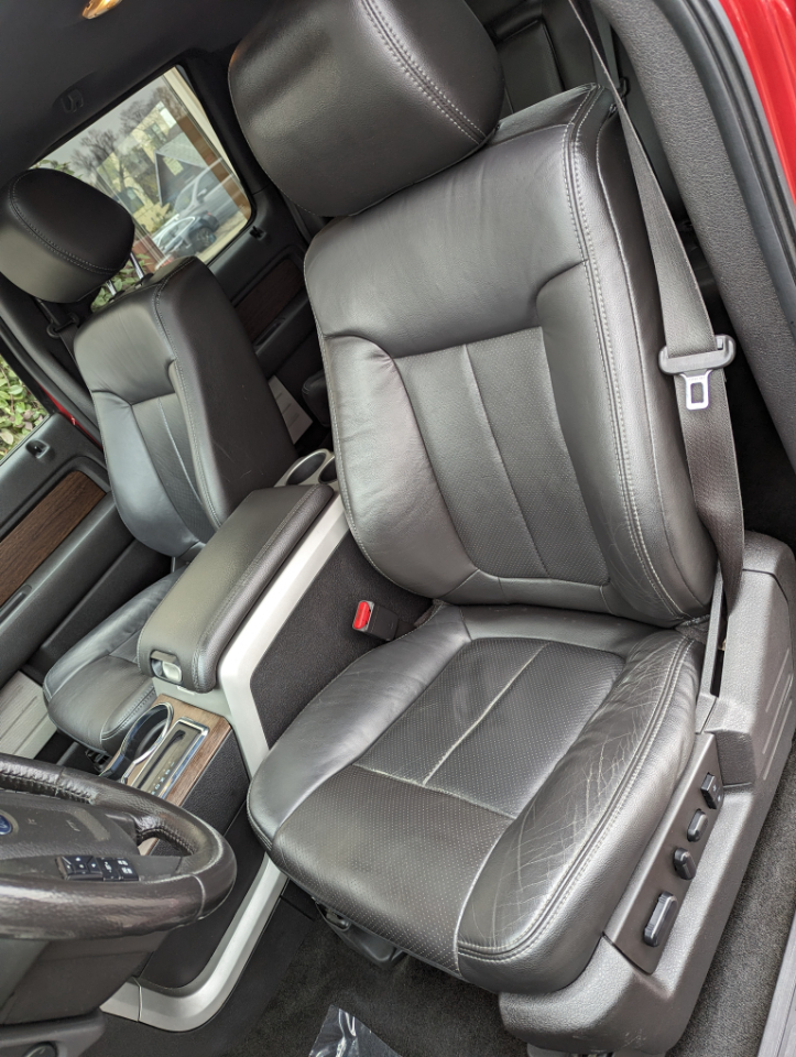 Ford F-150 4WD SuperCrew 145" Lariat 2014 Ford F-150 4WD SuperCrew 145" Lariat 2014
