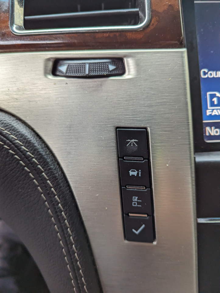 Cadillac Escalade AWD 4dr Platinum Edition 2013 Cadillac Escalade AWD 4dr Platinum Edition 2013