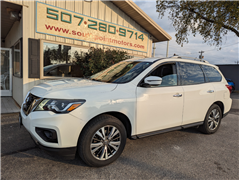 2017 Nissan Pathfinder  2017 Nissan Pathfinder