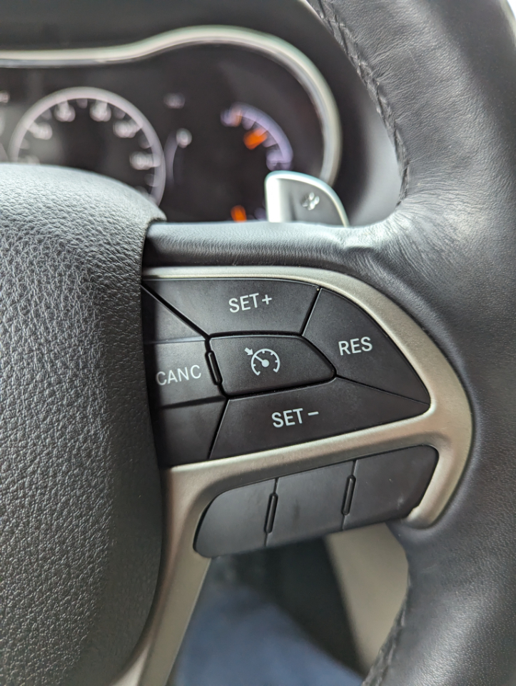 Jeep Grand Cherokee 4WD 4dr Limited 2014 Jeep Grand Cherokee 4WD 4dr Limited 2014