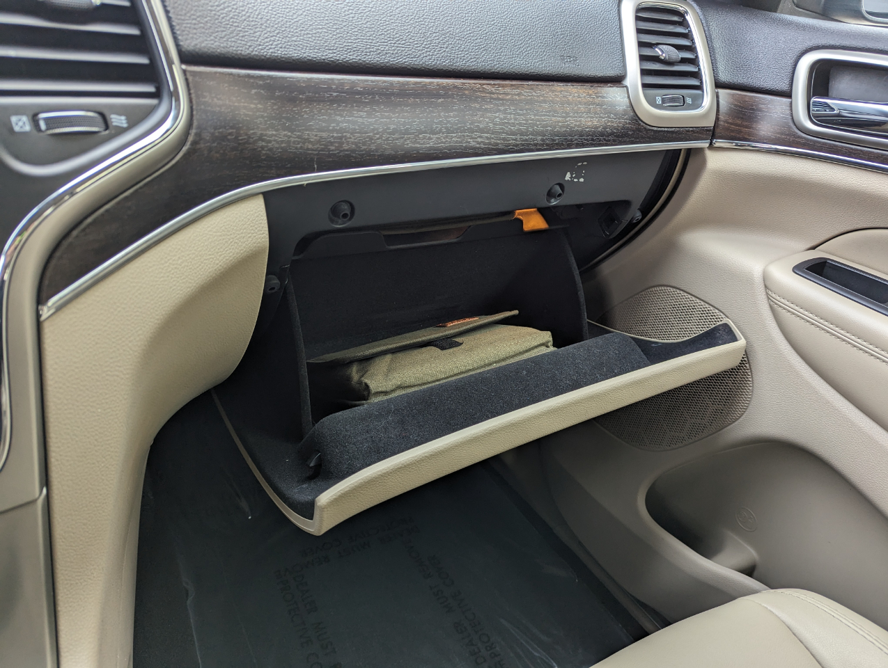 Jeep Grand Cherokee 4WD 4dr Limited 2014 Jeep Grand Cherokee 4WD 4dr Limited 2014