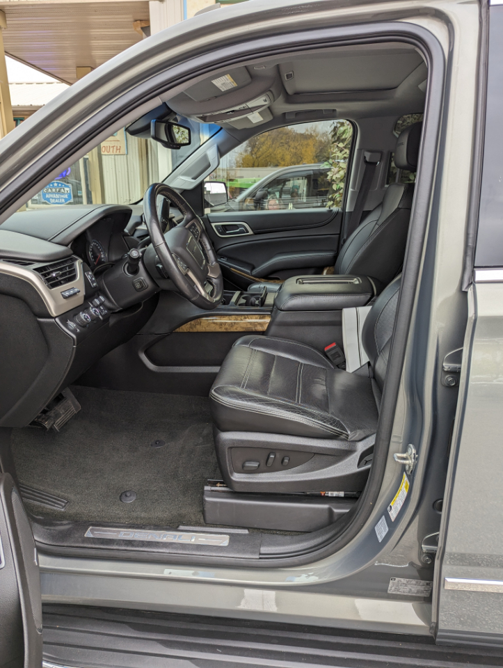 GMC Yukon XL 4WD 4dr Denali 2017 GMC Yukon XL 4WD 4dr Denali 2017