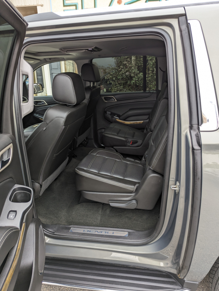 GMC Yukon XL 4WD 4dr Denali 2017 GMC Yukon XL 4WD 4dr Denali 2017