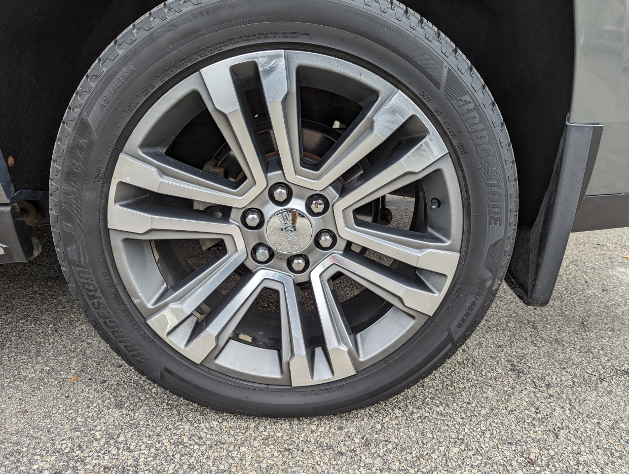 GMC Yukon XL 4WD 4dr Denali 2017 GMC Yukon XL 4WD 4dr Denali 2017