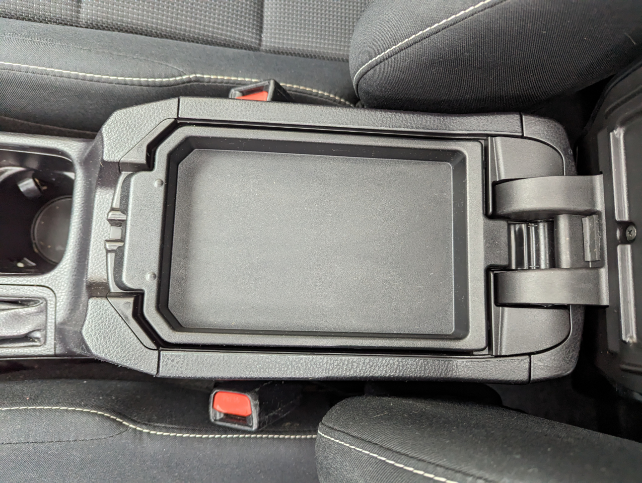 Toyota RAV4 Adventure AWD (Natl) 2018 Toyota RAV4 Adventure AWD (Natl) 2018