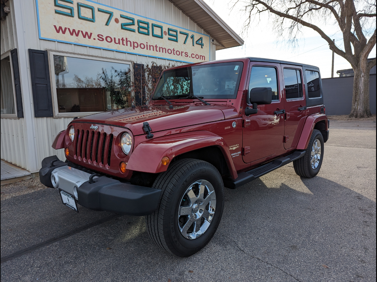 2012 Jeep Wrangler Unlimited 4WD 4dr Sahara