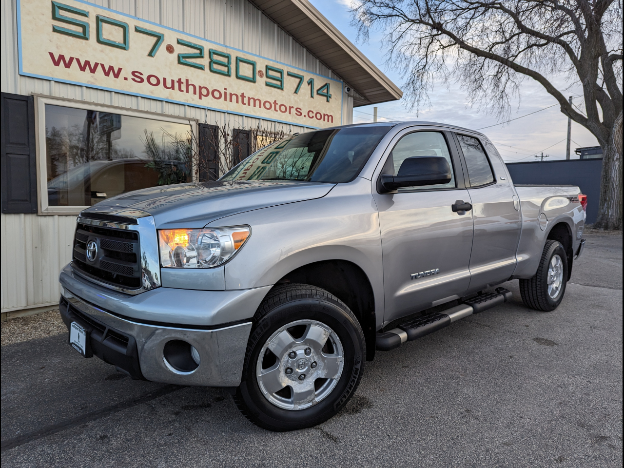 2010 Toyota Tundra 4WD Truck Dbl 4.6L V8 6-Spd AT (Natl)